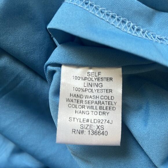 Lulus Skater Dress Womens XS Pastel Blue V-Neck Box Pleated Coquette Flirty - Picture 8 of 8